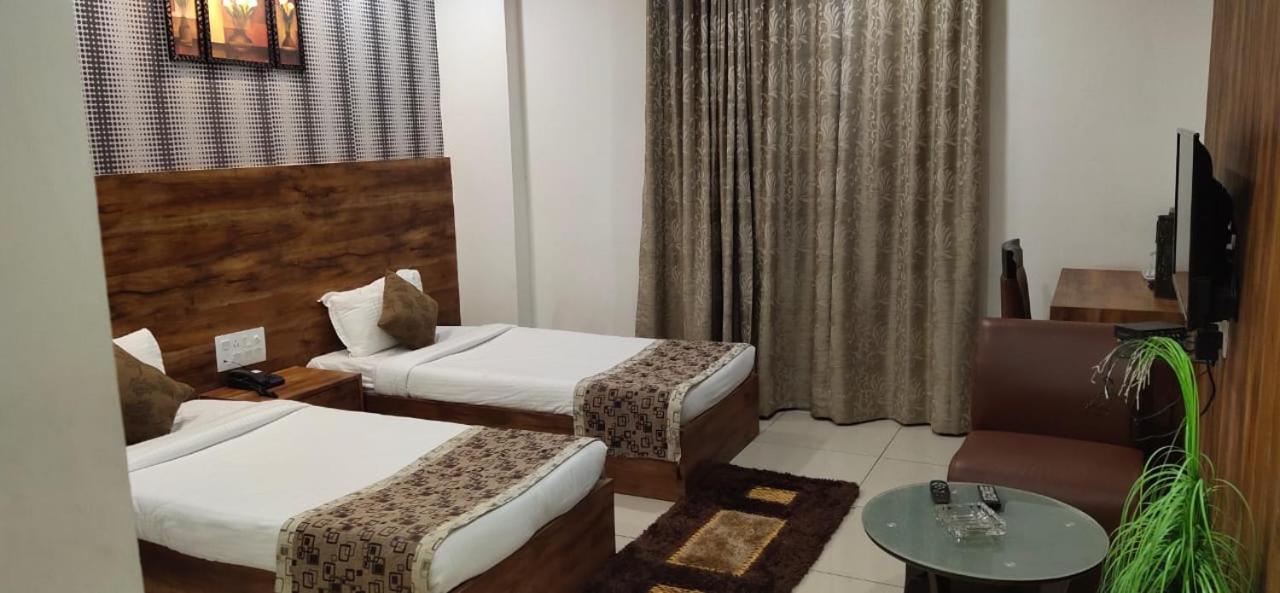 Hotel Shiva Club And Resort Mundra エクステリア 写真